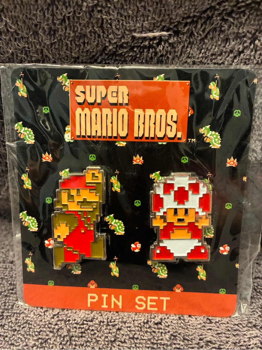 Nintendo Enamel Pin Backing Card with Silver Pin Clutches